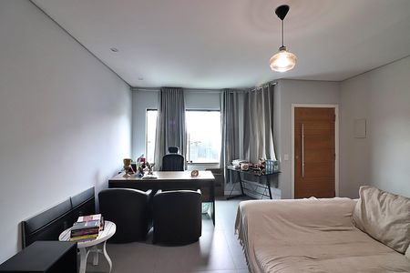 Casa para alugar com 370m², 3 quartos e 4 vagasSala