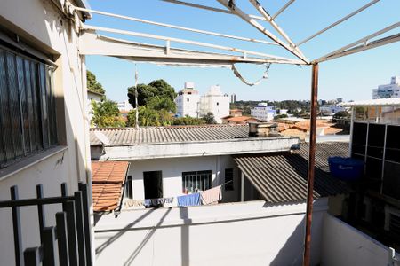 Casa à venda com 510m², 5 quartos e 3 vagas Casa à venda com 510m², 5 quartos e 3 vagasÁrea externa