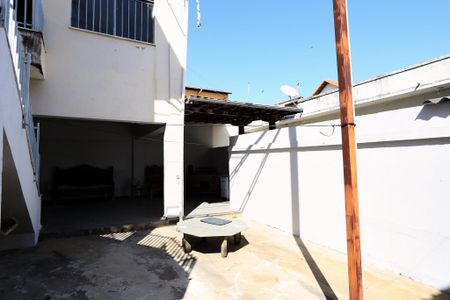 Casa à venda com 510m², 5 quartos e 3 vagas Casa à venda com 510m², 5 quartos e 3 vagasÁrea externa