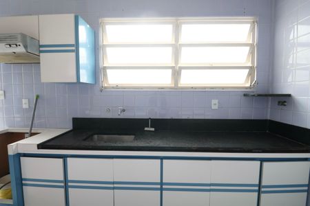 Casa para alugar com 500m², 4 quartos e 4 vagasCozinha