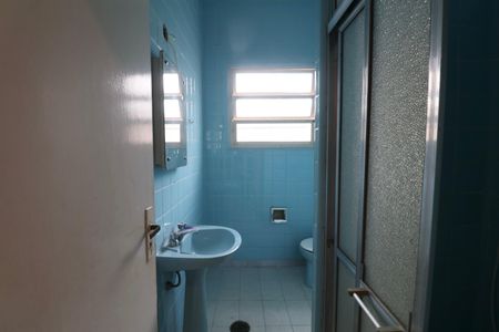 Casa para alugar com 500m², 4 quartos e 4 vagasBanheiro Social 2