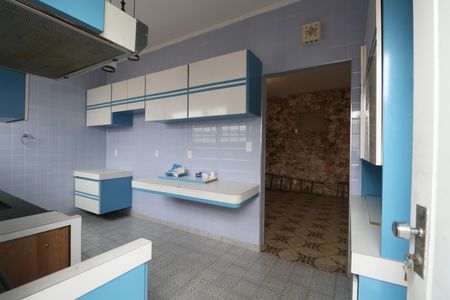 Casa para alugar com 500m², 4 quartos e 4 vagasCozinha