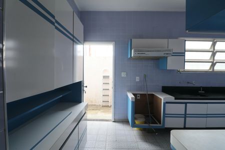 Casa para alugar com 500m², 4 quartos e 4 vagasCozinha