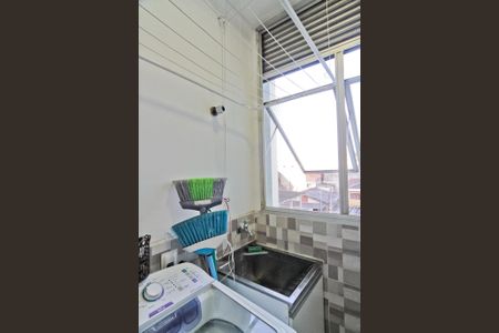 Apartamento à venda com 65m², 3 quartos e 1 vagaÁrea de Serviço