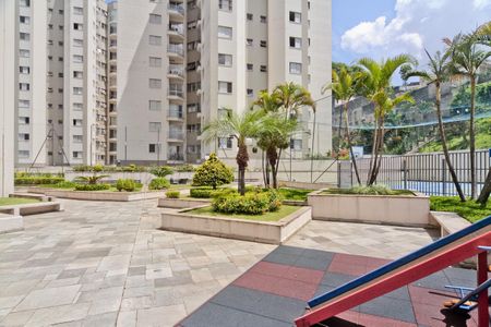 Apartamento à venda com 65m², 3 quartos e 1 vagaÁrea comum