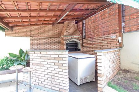 Apartamento à venda com 65m², 3 quartos e 1 vagaÁrea comum - Churrasqueira