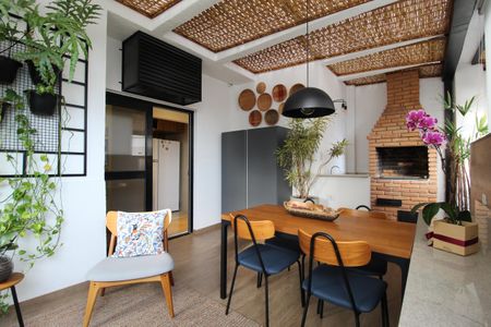 Apartamento para alugar com 60m², 1 quarto e 2 vagasCobertura