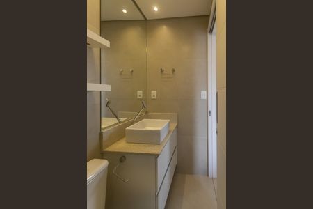 Apartamento à venda com 60m², 1 quarto e 2 vagas Apartamento à venda com 60m², 1 quarto e 2 vagasBanheiro