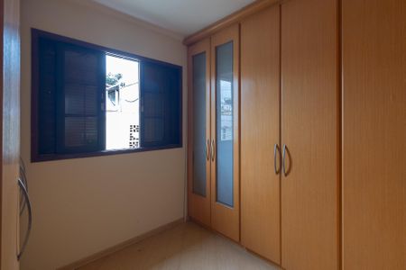 Casa à venda com 180m², 3 quartos e 2 vagas Casa à venda com 180m², 3 quartos e 2 vagasQuarto 2