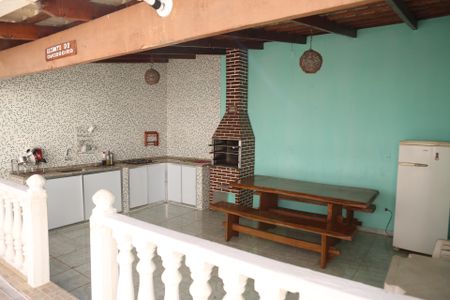 Casa à venda com 180m², 2 quartos e 2 vagasÁrea gourmet