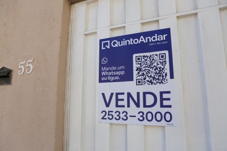 Casa à venda com 180m², 2 quartos e 2 vagasPlaca
