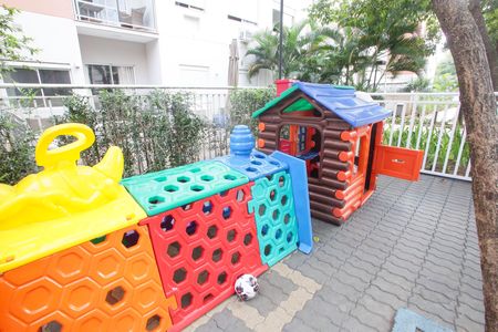 Apartamento para alugar com 56m², 2 quartos e 2 vagasÁrea comum - Playground