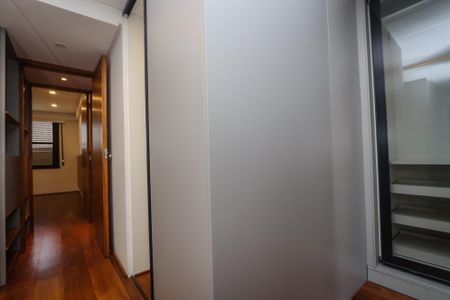 Apartamento à venda com 137m², 1 quarto e 1 vagaCloset 2 da Suíte