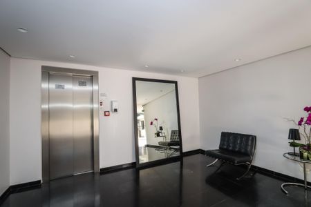 Apartamento à venda com 137m², 1 quarto e 1 vagaHall de Entrada