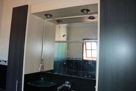 Casa para alugar com 200m², 3 quartos e 4 vagasSuíte