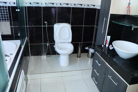 Casa para alugar com 200m², 3 quartos e 4 vagasBanheiro Suíte