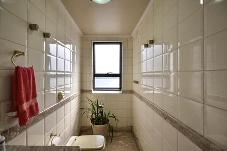 Apartamento para alugar com 228m², 4 quartos e 4 vagasBanheiro Suíte 1