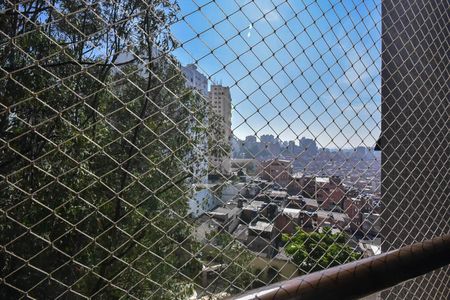 Apartamento para alugar com 228m², 4 quartos e 4 vagasVista da Suíte 3