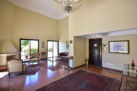 Apartamento para alugar com 228m², 4 quartos e 4 vagasHall Social