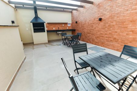 Apartamento para alugar com 43m², 2 quartos e 1 vaga Apartamento para alugar com 43m², 2 quartos e 1 vagaÁrea comum - Churrasqueira