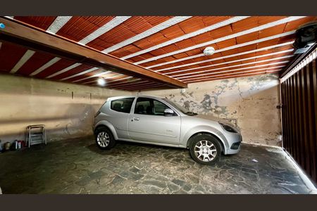 Casa à venda com 240m², 4 quartos e 2 vagasGaragem