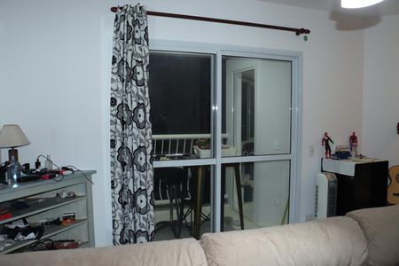 Sala de apartamento para alugar com 2 quartos, 82m² em Parque Esplanada, Embu das Artes