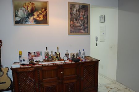 Sala de apartamento para alugar com 2 quartos, 82m² em Parque Esplanada, Embu das Artes
