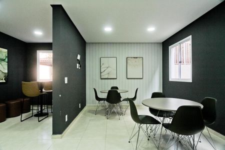 Apartamento para alugar com 36m², 2 quartos e sem vaga Apartamento para alugar com 36m², 2 quartos e sem vagaÁrea comum - Salão de festas