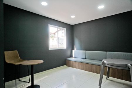 Apartamento para alugar com 36m², 2 quartos e sem vaga Apartamento para alugar com 36m², 2 quartos e sem vagaÁrea comum - Salão de festas