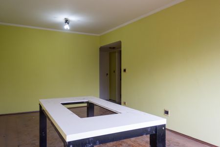 Apartamento para alugar com 85m², 3 quartos e 1 vaga Apartamento para alugar com 85m², 3 quartos e 1 vagaSala