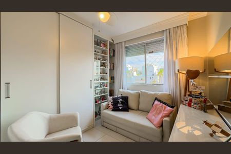 Apartamento à venda com 118m², 3 quartos e 1 vaga Apartamento à venda com 118m², 3 quartos e 1 vagaQuarto 2