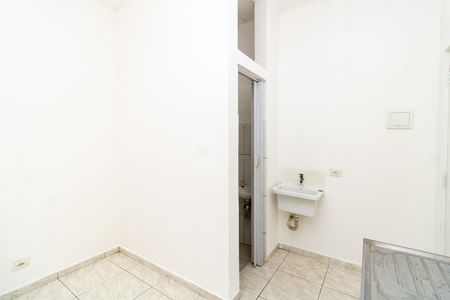 Casa à venda com 15m², 1 quarto e sem vaga Casa à venda com 15m², 1 quarto e sem vagaStudio