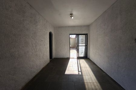 Casa para alugar com 290m², 2 quartos e 4 vagas Casa para alugar com 290m², 2 quartos e 4 vagasQuintal