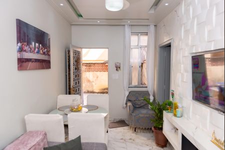 Apartamento à venda com 62m², 2 quartos e sem vaga Apartamento à venda com 62m², 2 quartos e sem vagaSala