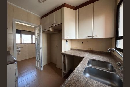 Apartamento à venda com 250m², 2 quartos e 3 vagasFoto 25