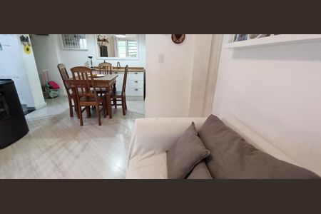 Apartamento à venda com 54m², 2 quartos e 2 vagasSala