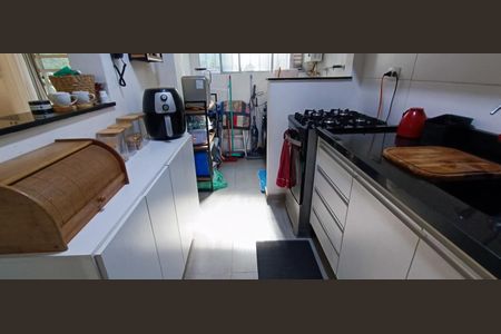 Apartamento à venda com 54m², 2 quartos e 2 vagasCozinha