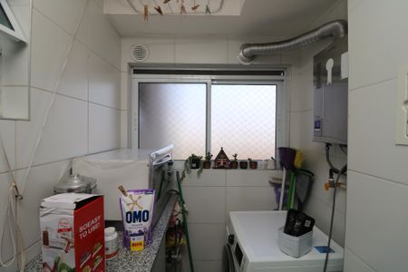 Apartamento à venda com 60m², 3 quartos e 1 vagaÁrea de Serviço