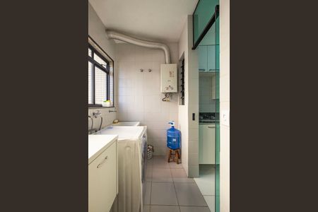 Apartamento à venda com 76m², 2 quartos e 2 vagasÁrea de Serviço