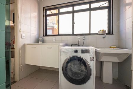 Apartamento à venda com 76m², 2 quartos e 2 vagasÁrea de Serviço