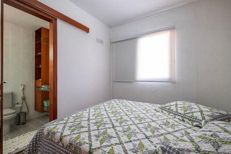 Apartamento à venda com 76m², 2 quartos e 2 vagasSuíte