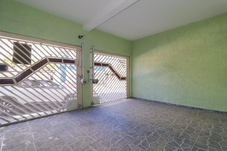 Garagem de casa para alugar com 2 quartos, 86m² em Vila Nova Pirajussara, São Paulo
