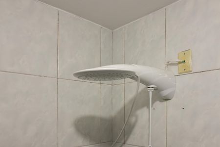 Casa para alugar com 86m², 2 quartos e 2 vagasBanheiro Social