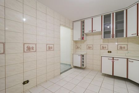 Casa para alugar com 86m², 2 quartos e 2 vagasCozinha