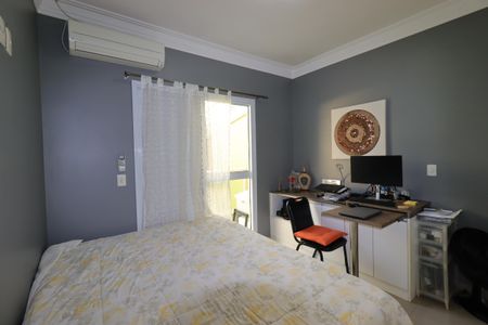 Casa à venda com 217m², 3 quartos e 5 vagasSuíte 1