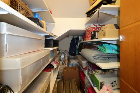 Casa à venda com 217m², 3 quartos e 5 vagasDepósito 1