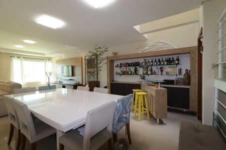 Casa à venda com 217m², 3 quartos e 5 vagasSala de Jantar