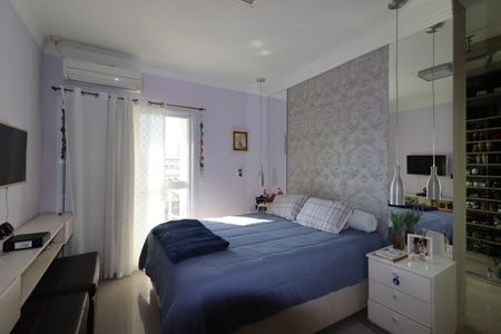 Casa à venda com 217m², 3 quartos e 5 vagasSuíte 3