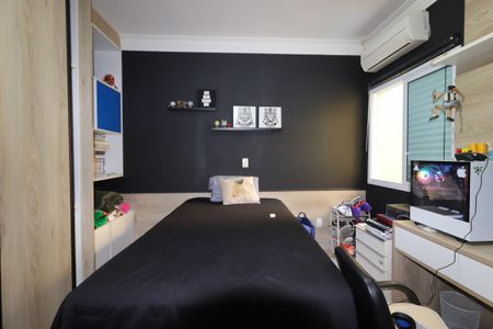 Casa à venda com 217m², 3 quartos e 5 vagasSuíte 2