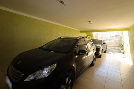 Casa à venda com 217m², 3 quartos e 5 vagasGaragem